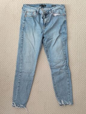 Light Blue High-Rise Skinny Jeans - Slim Fit Denim